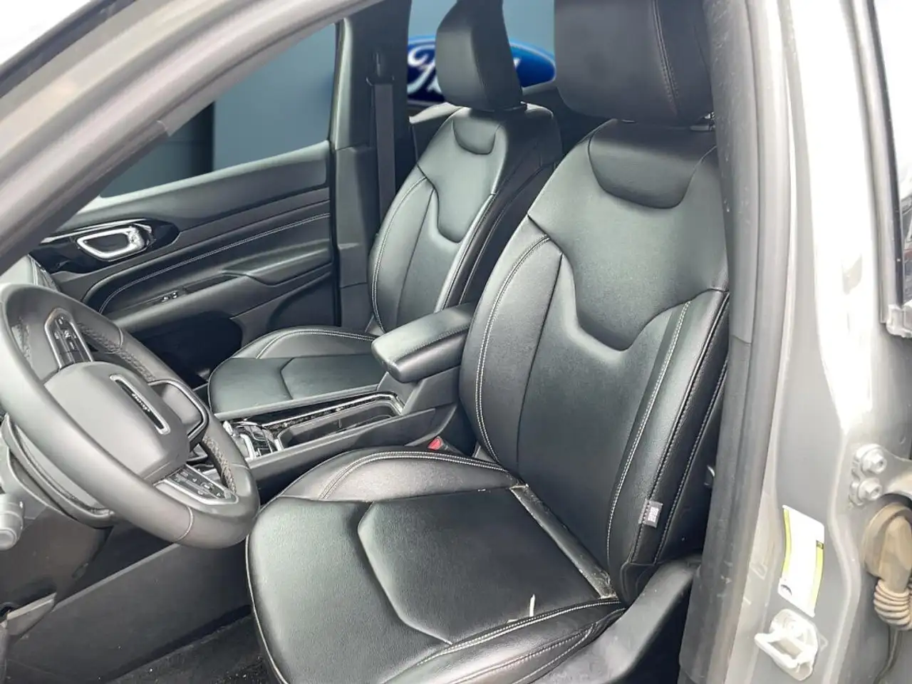Jeep Compass - Image 12