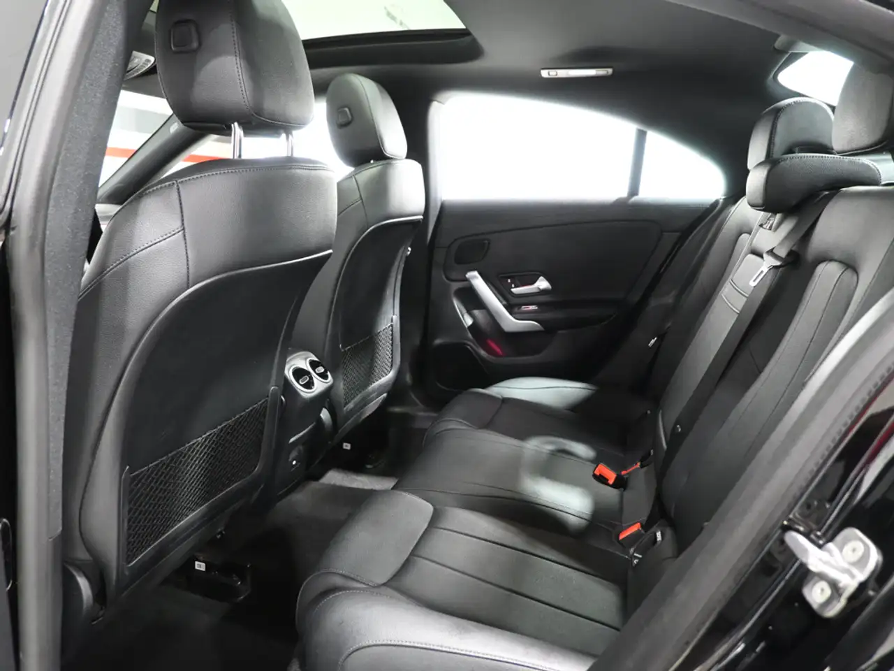 Mercedes-Benz CLA - Image 25