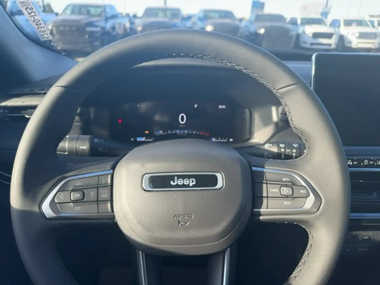 Jeep Compass - Image 27
