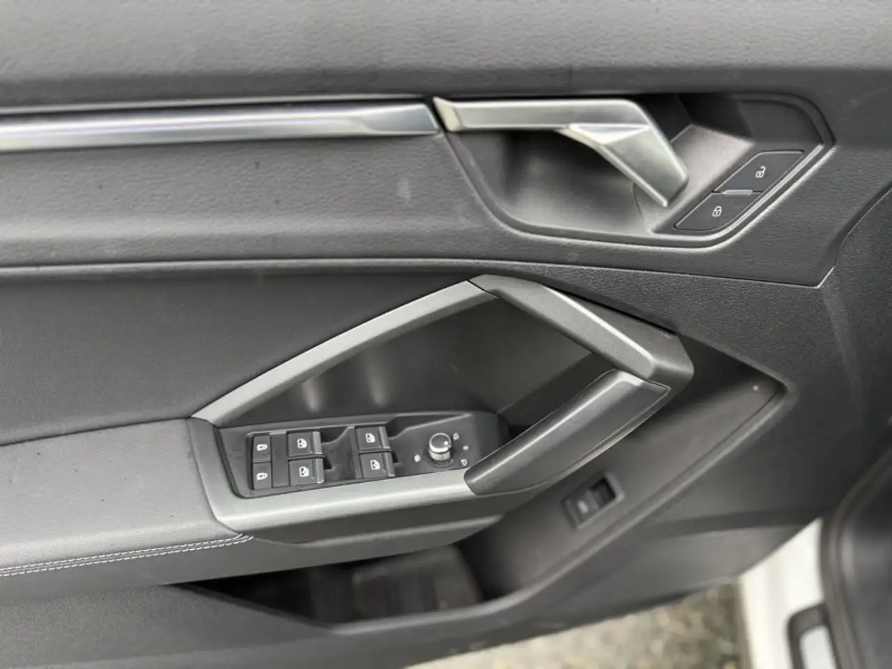 Audi Q3 - Image 15
