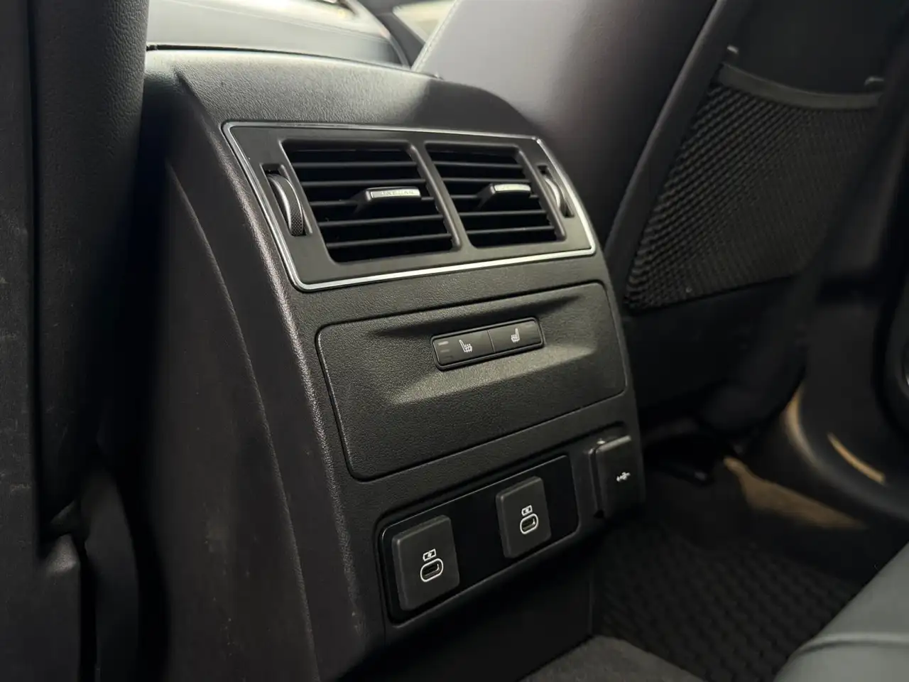 Jaguar F-Pace - Image 22