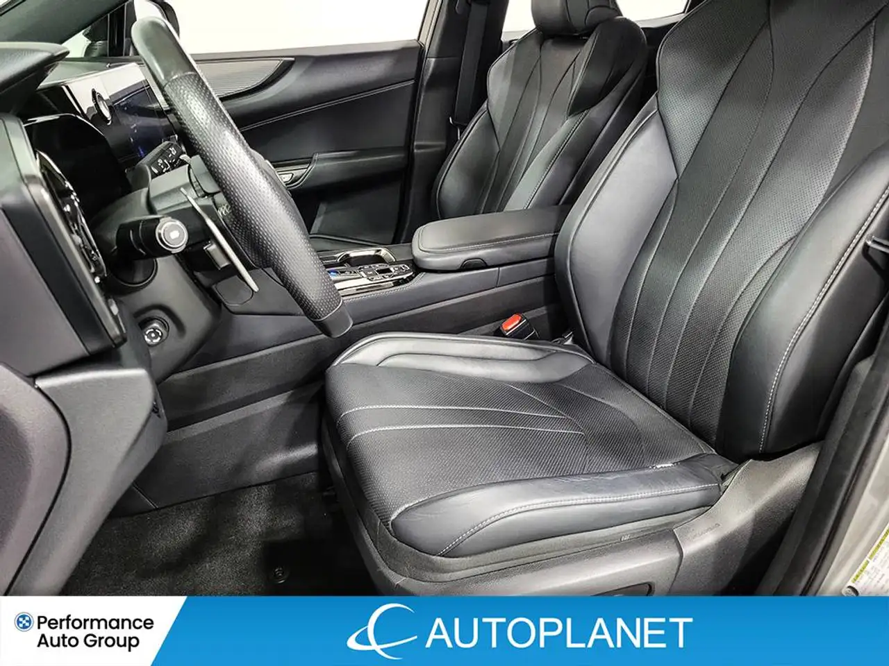 Lexus NX - Image 31