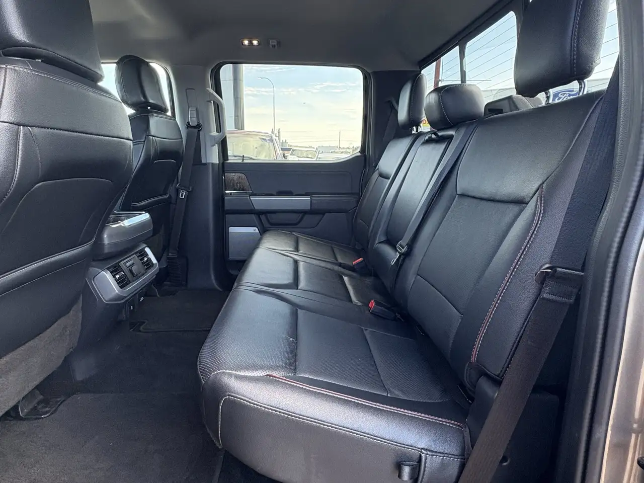 Ford F-150 - Image 29
