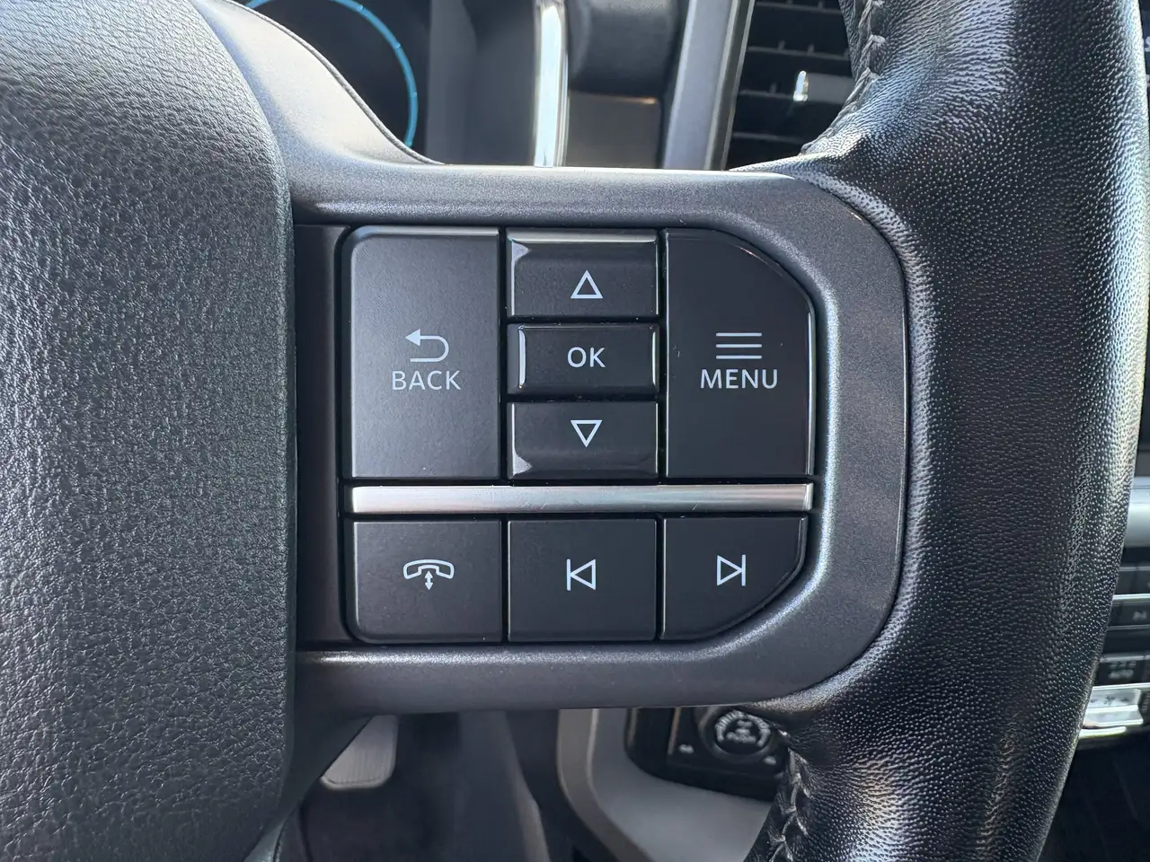 Ford F-150 - Image 22