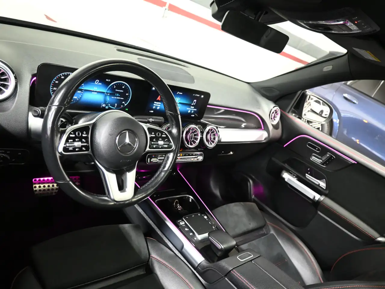 Mercedes-Benz GLB - Image 10