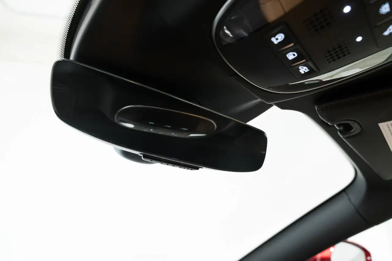 Ferrari Portofino - Image 28
