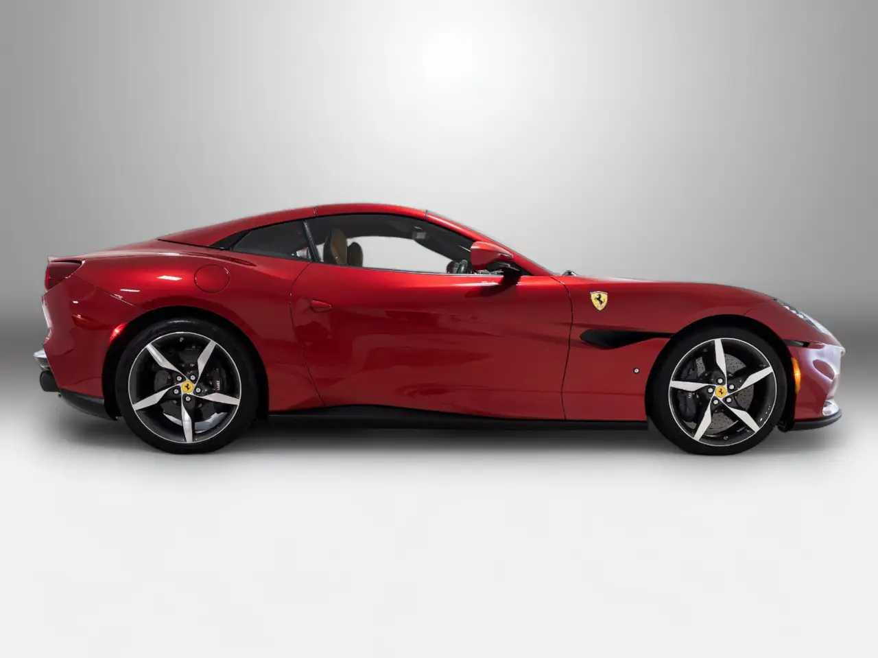 Ferrari Portofino - Image 14