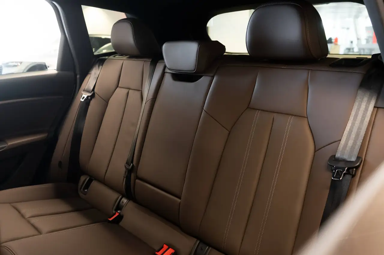 Audi Q6 e-tron - Image 16