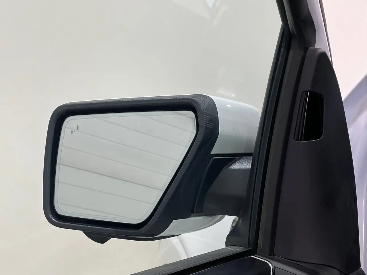 Ford F-150 - Image 21