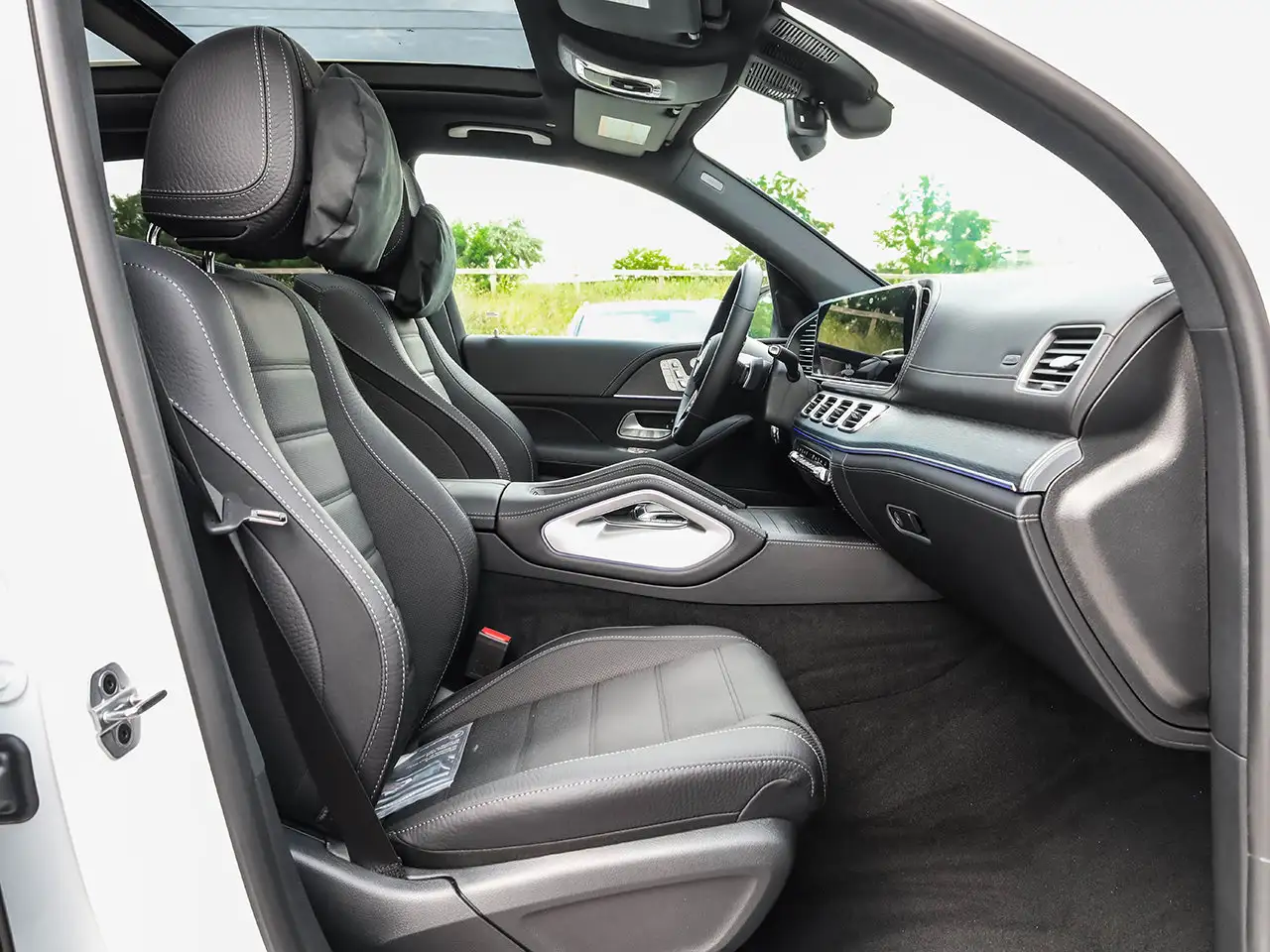 Mercedes-Benz GLE - Image 15