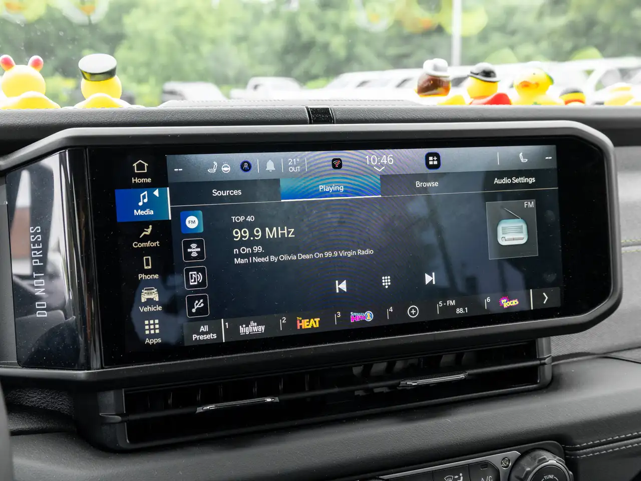 Jeep Wrangler - Image 19