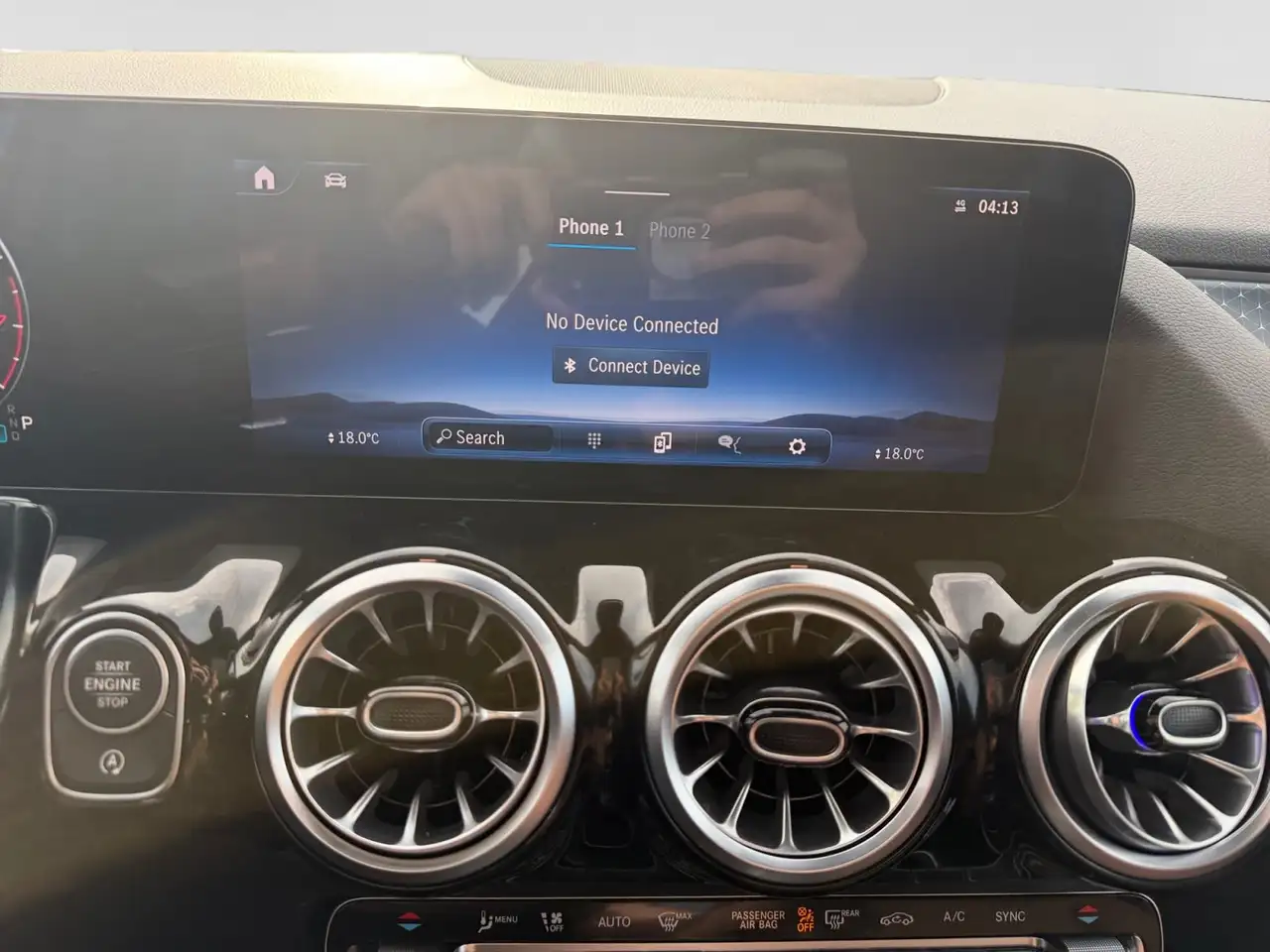 Mercedes-Benz GLA - Image 15