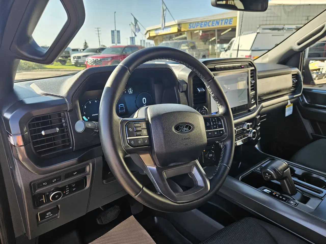 Ford F-150 - Image 21