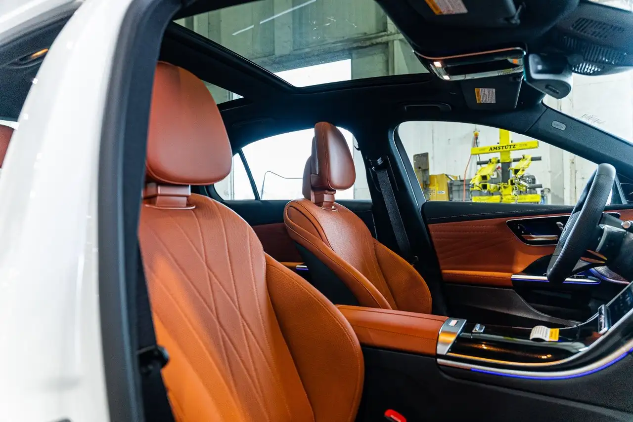 Mercedes-Benz C-Class - Image 22
