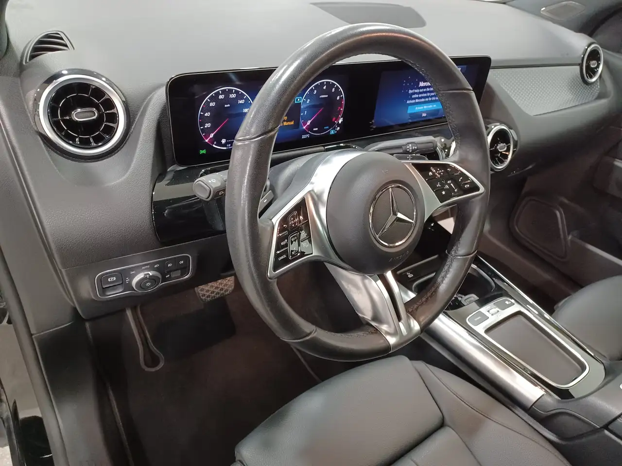 Mercedes-Benz GLA - Image 14