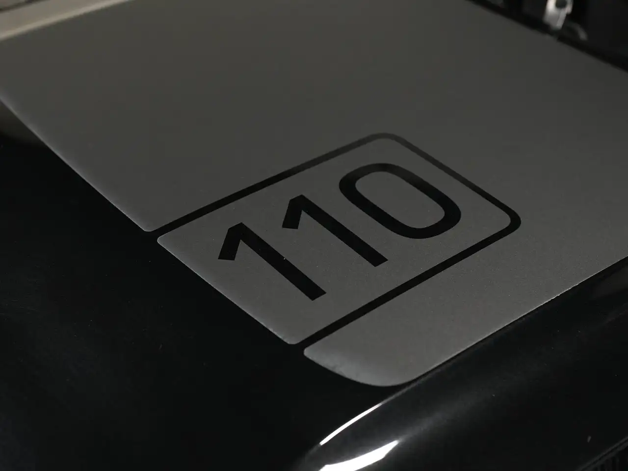 Land Rover Defender - Image 29
