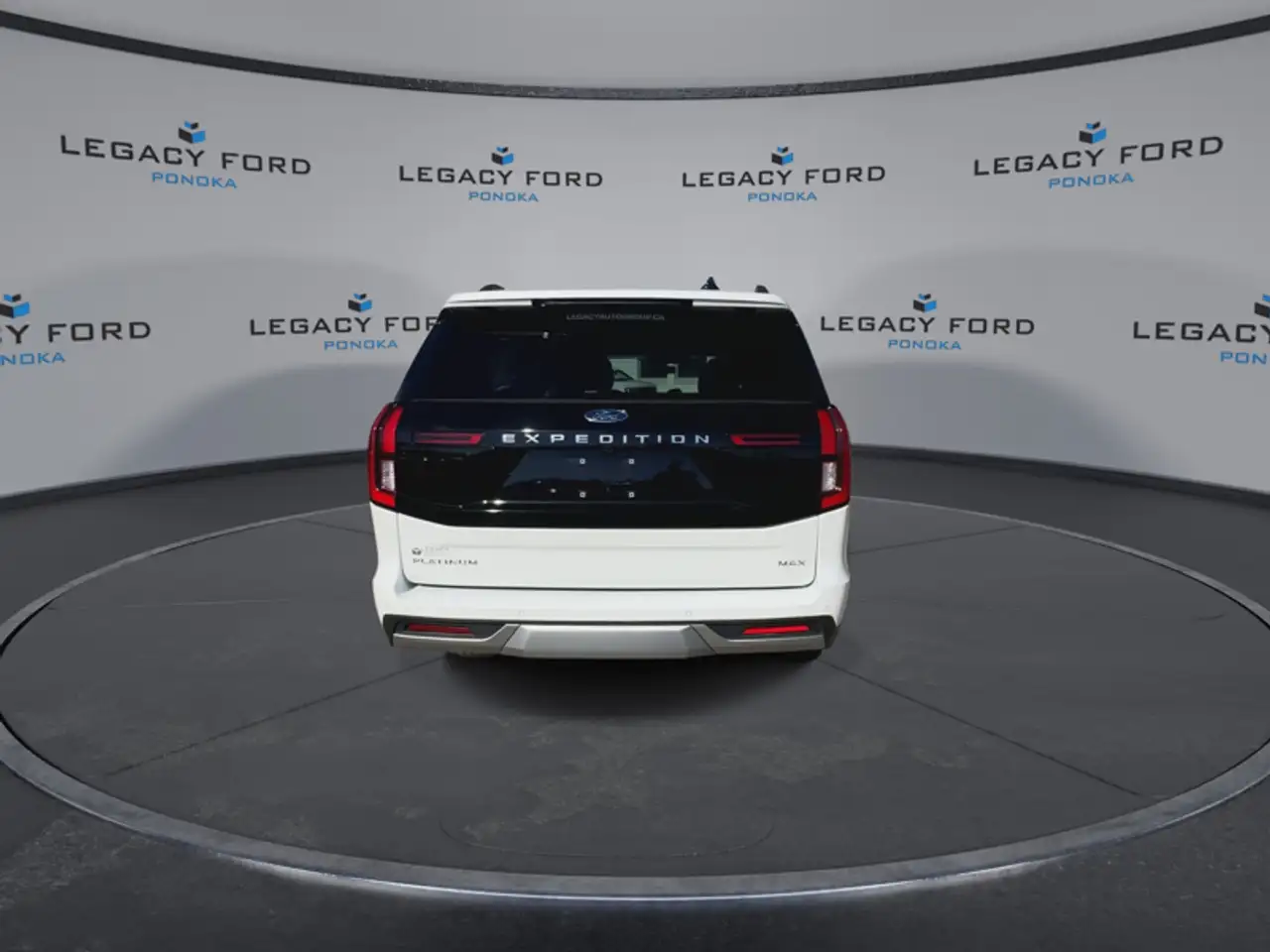 Ford Expedition - Image 6