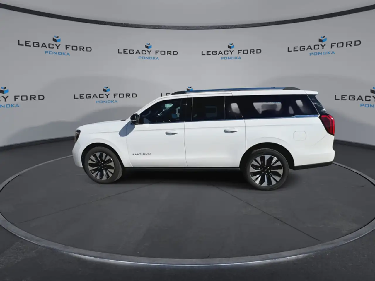 Ford Expedition - Image 4
