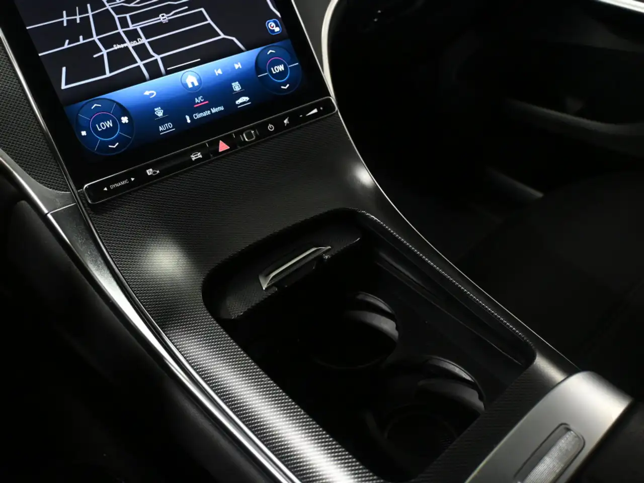 Mercedes-Benz GLC - Image 23
