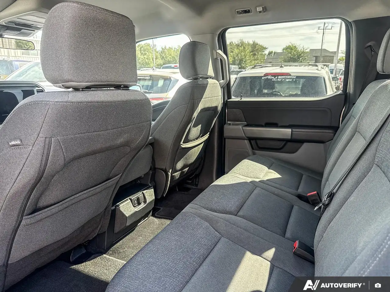 Ford F-150 - Image 23