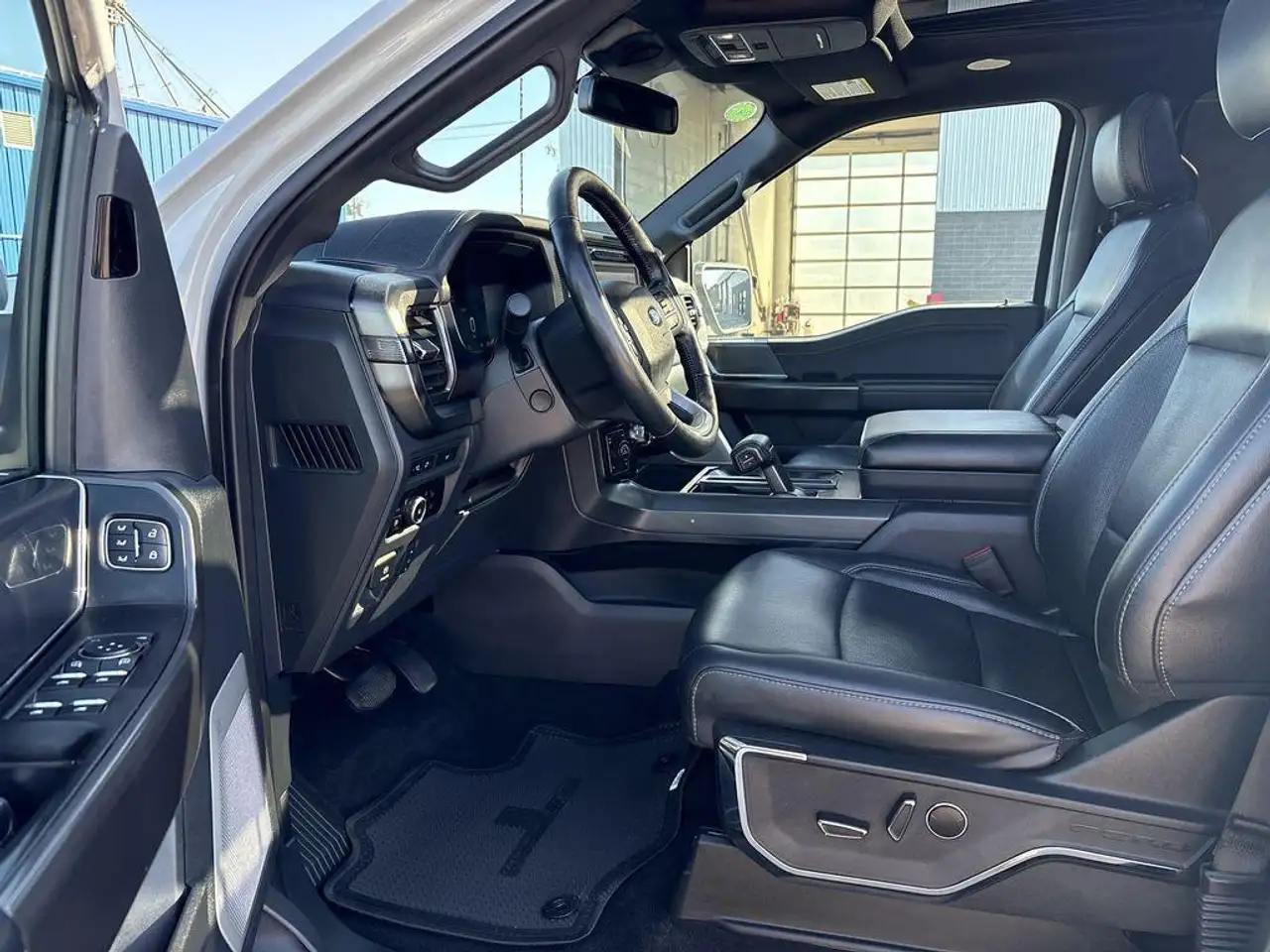 Ford F-150 - Image 13