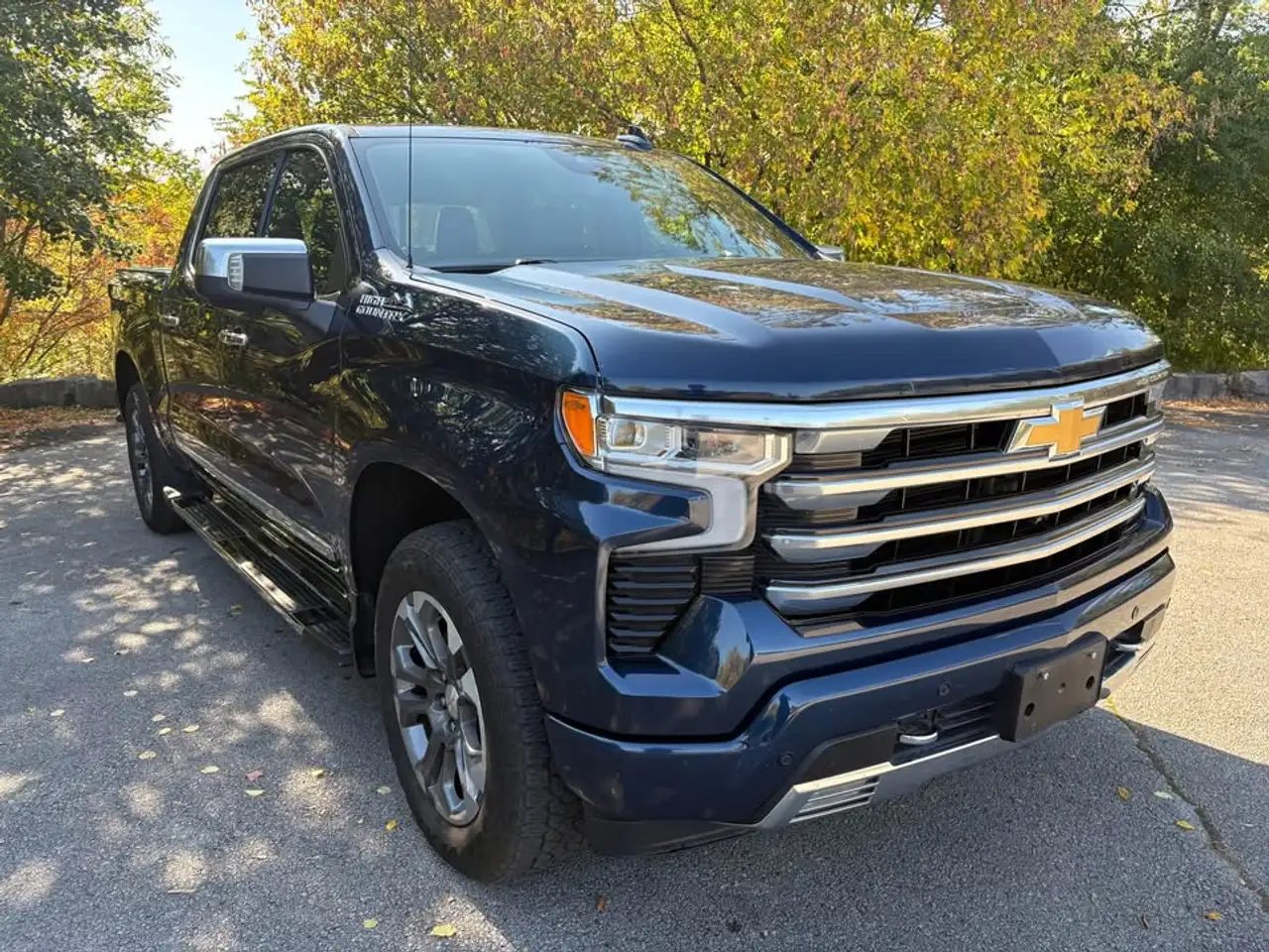 Chevrolet Silverado 1500 - Image 8