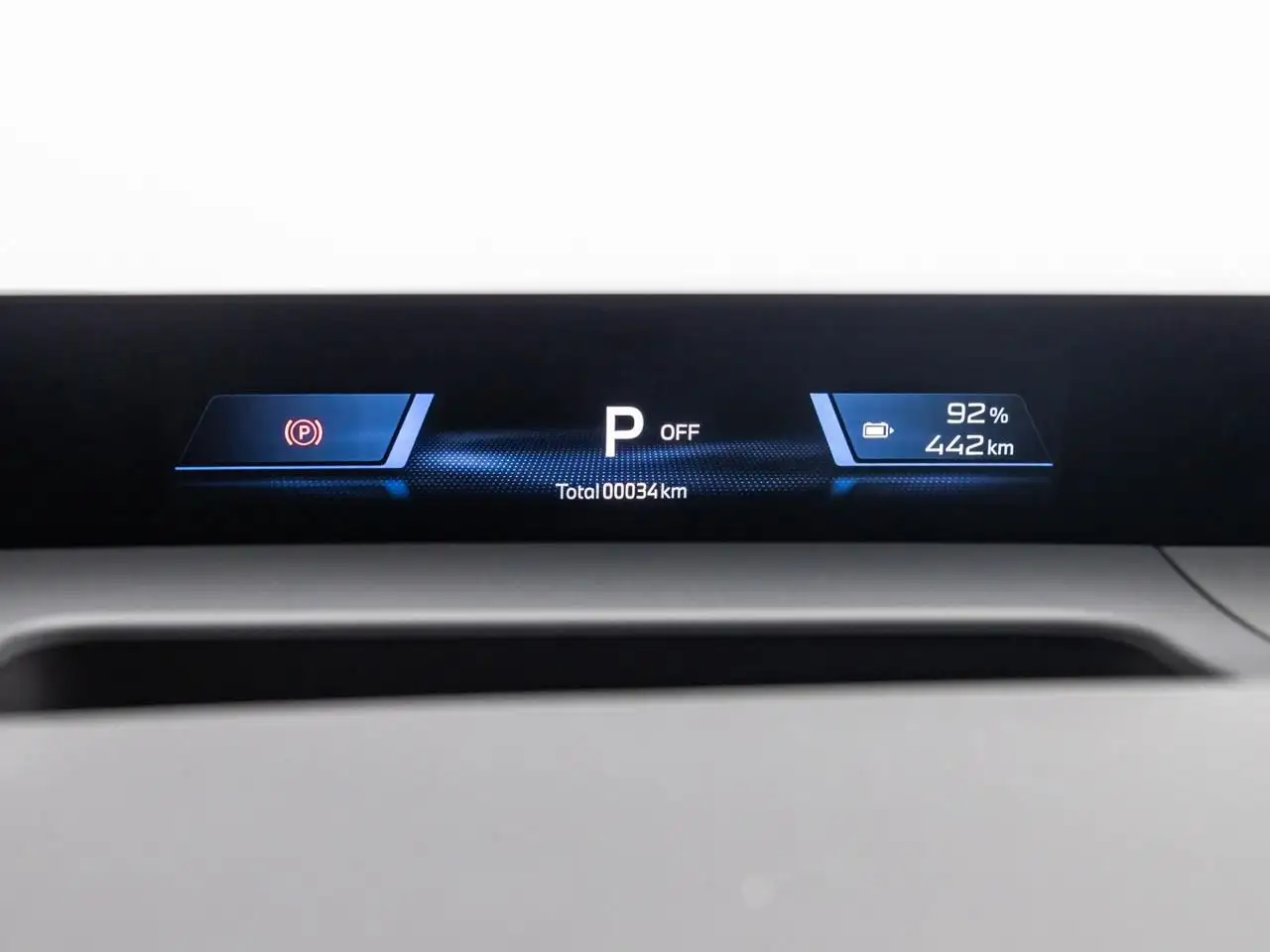 BMW iX3 - Image 25