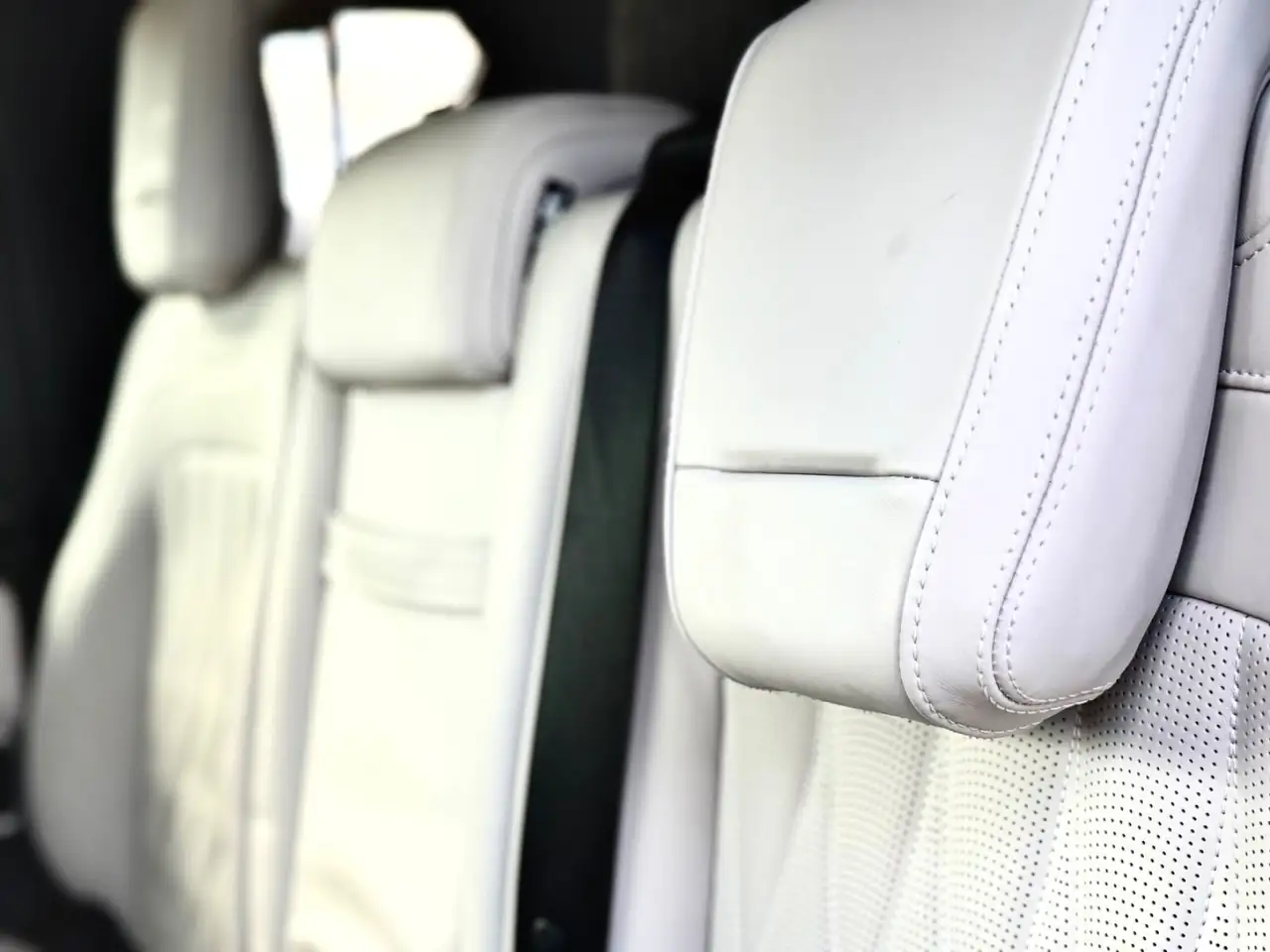 Mercedes-Benz G-Class - Image 24