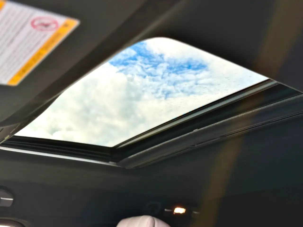 Mercedes-Benz G-Class - Image 12