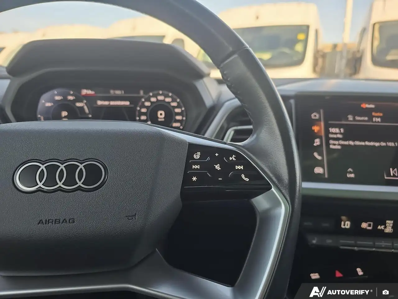 Audi Q4 e-tron - Image 22