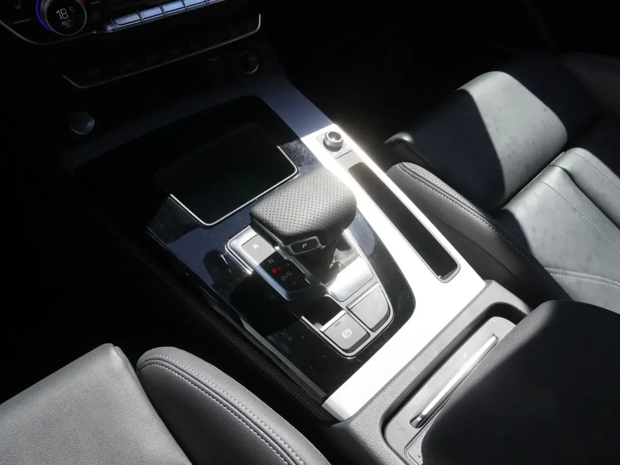 Audi Q5 - Image 14