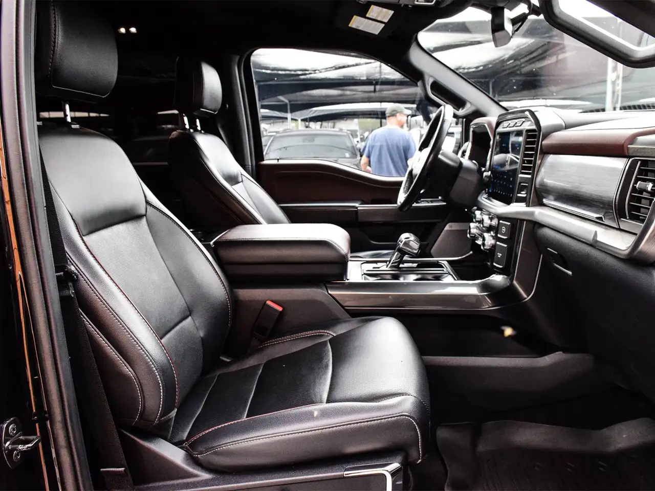Ford F-150 - Image 27