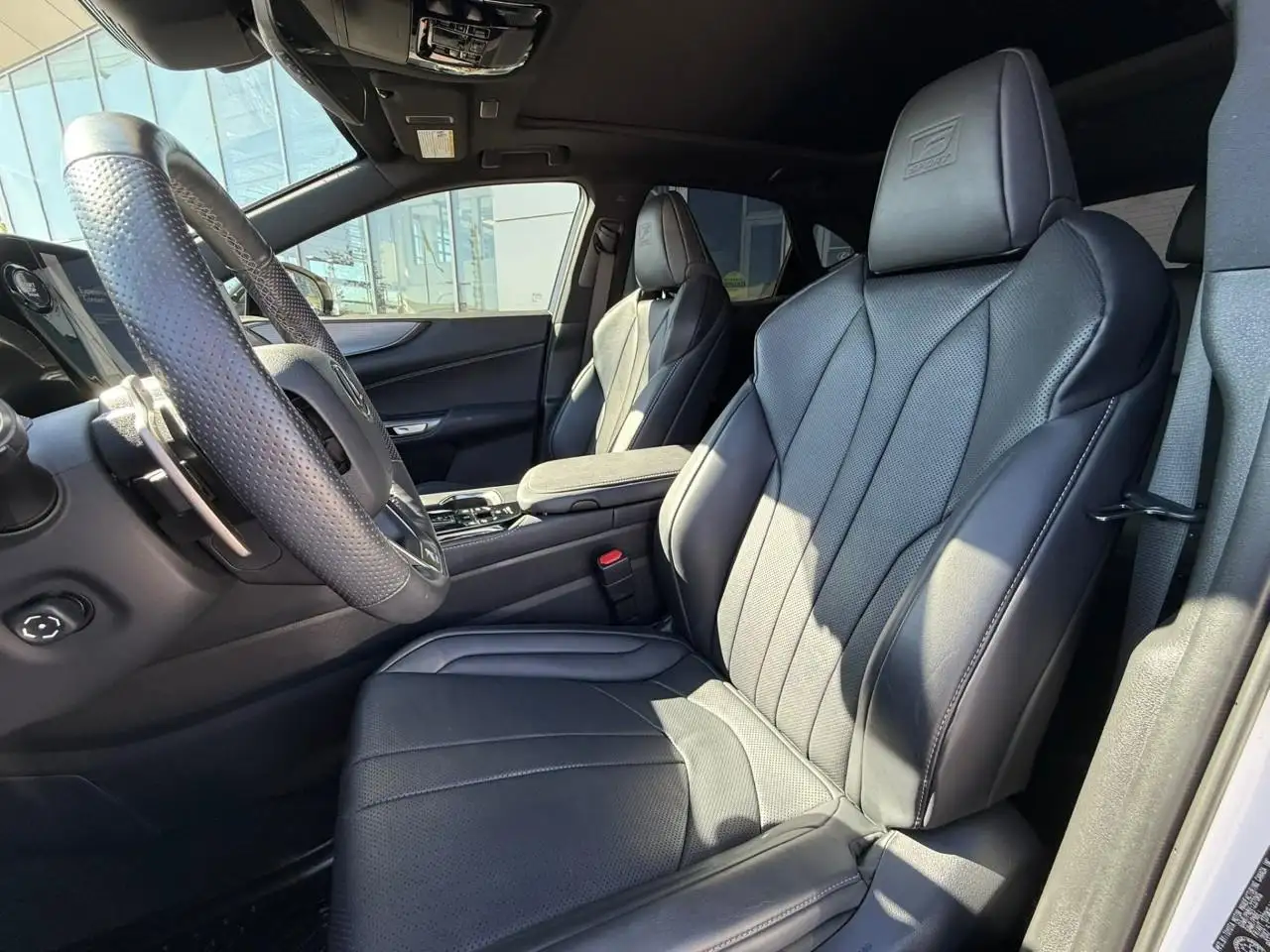 Lexus NX 350 - Image 7
