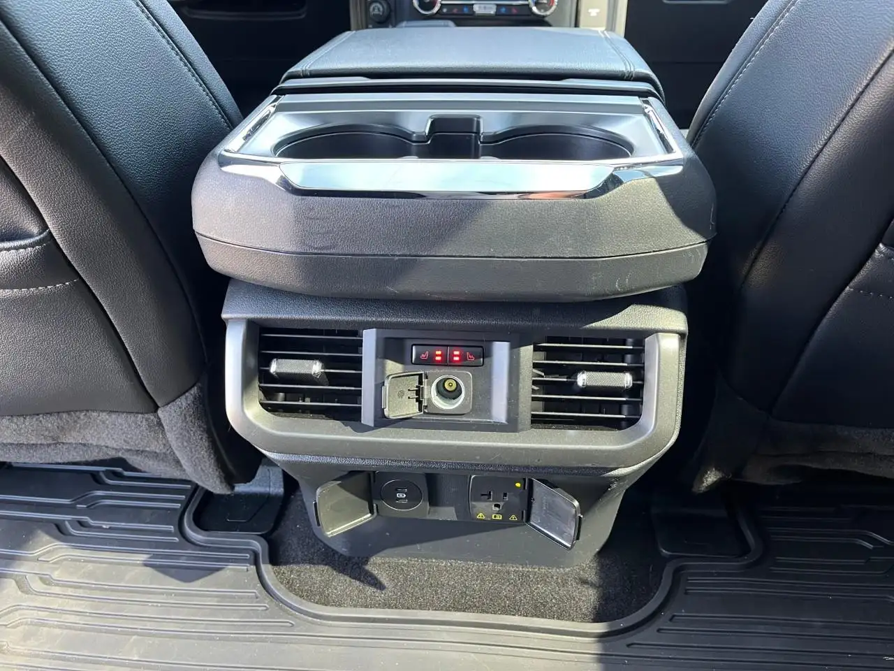 Ford F-150 - Image 12