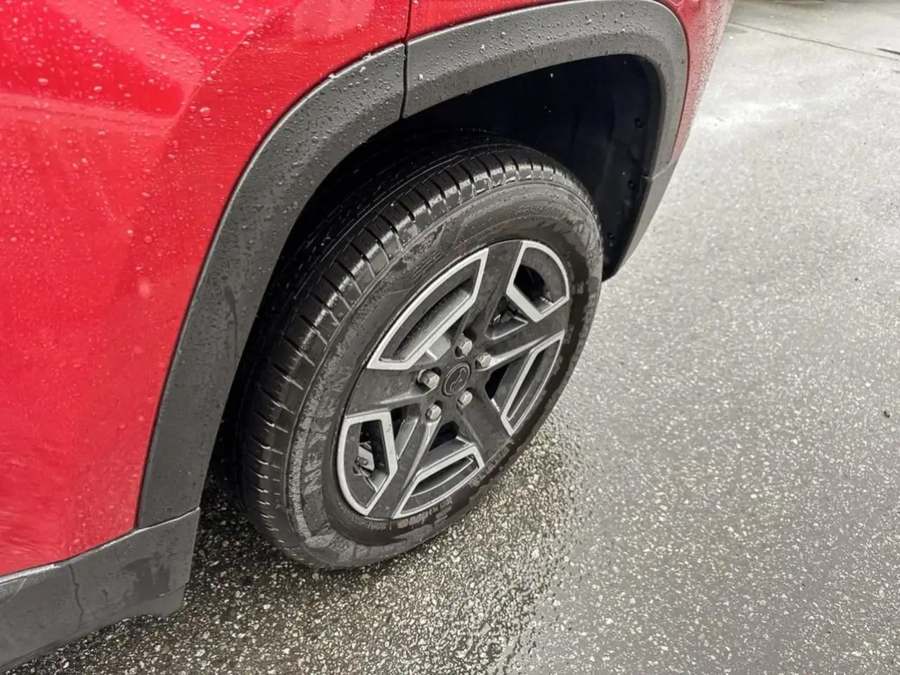 Jeep Cherokee - Image 7