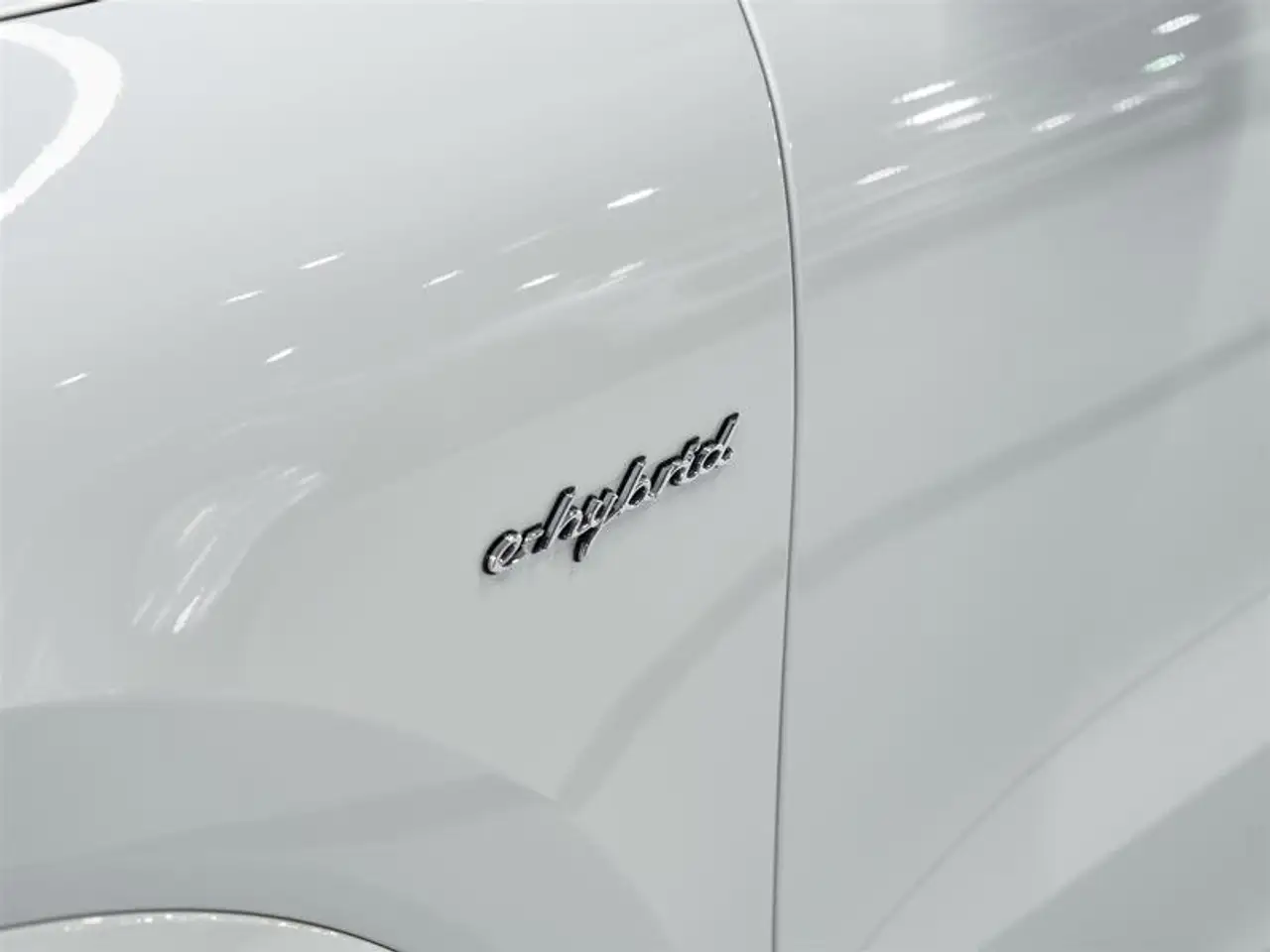 Porsche Cayenne - Image 12