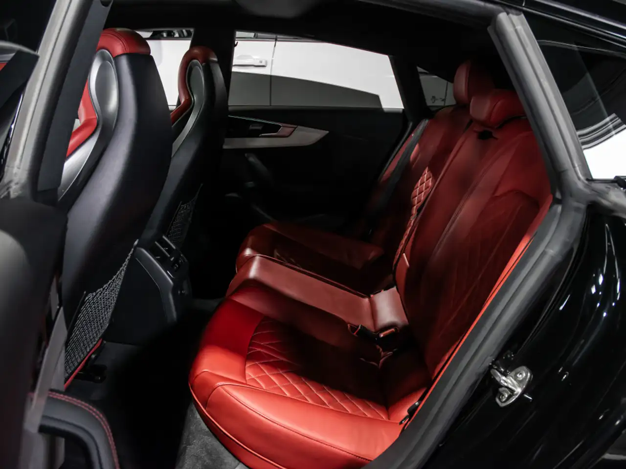 Audi S5 - Image 11