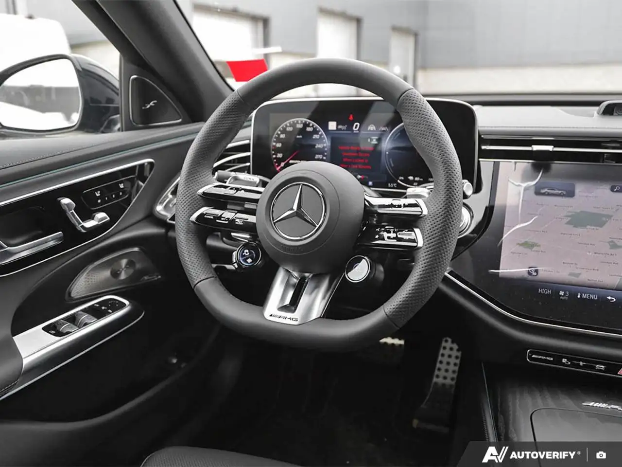 Mercedes-Benz E-Class - Image 25