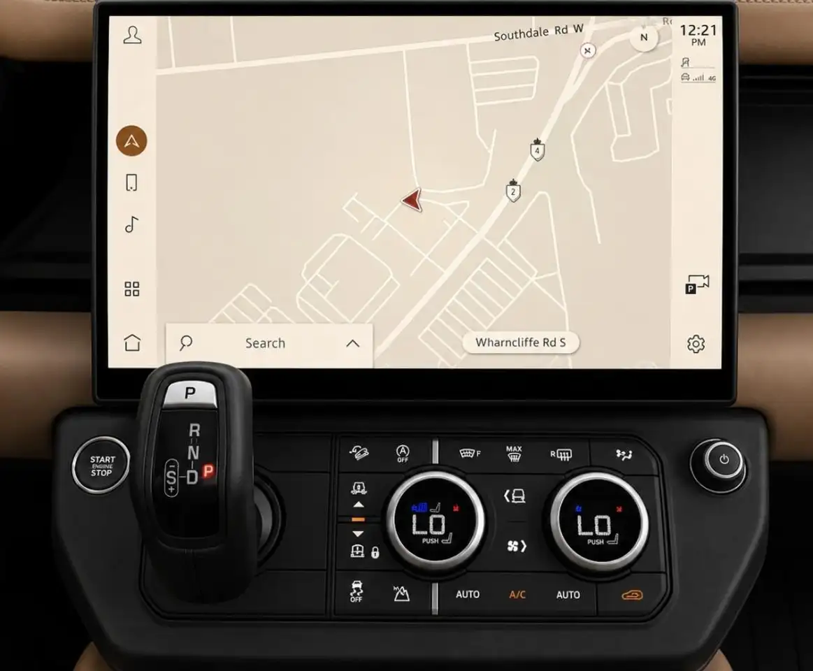 Land Rover Defender - Image 25