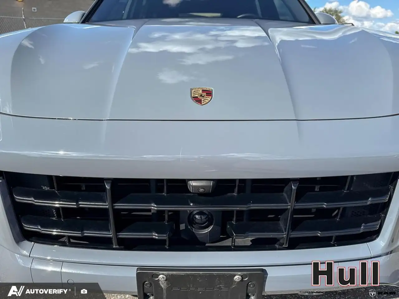 Porsche Cayenne - Image 8