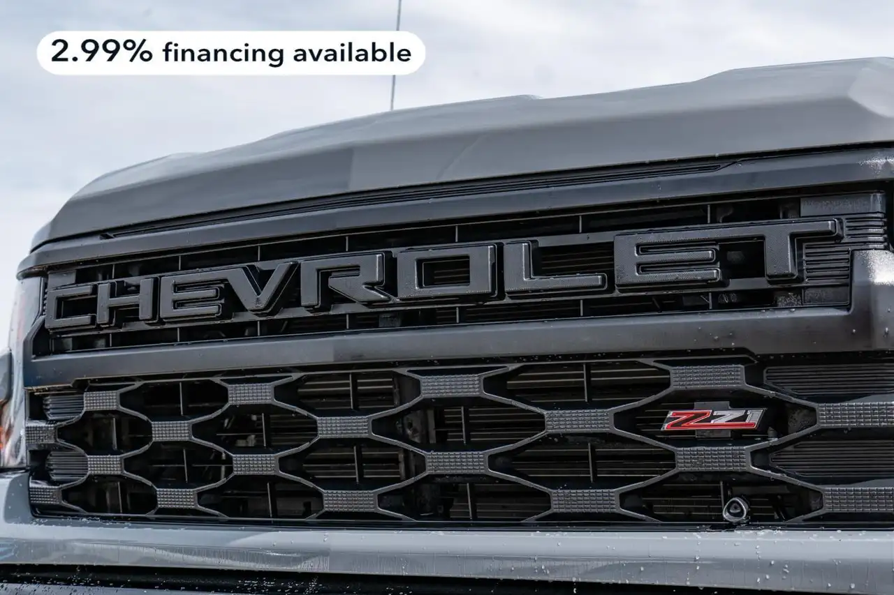 Chevrolet Silverado 1500 - Image 10