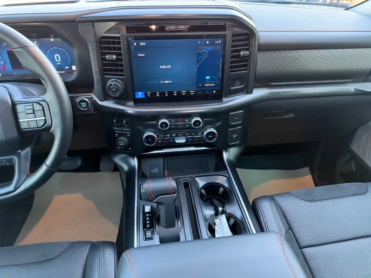 Ford F-150 - Image 12