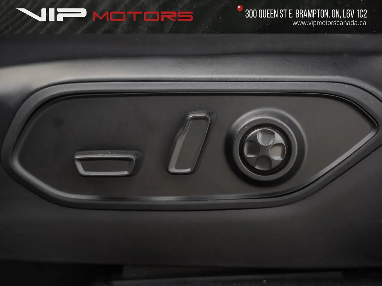 Jeep Grand Cherokee - Image 19
