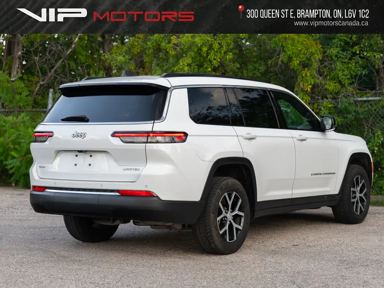 Jeep Grand Cherokee - Image 12