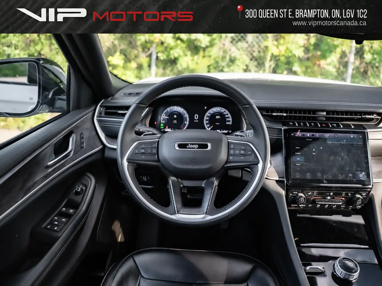 Jeep Grand Cherokee - Image 13