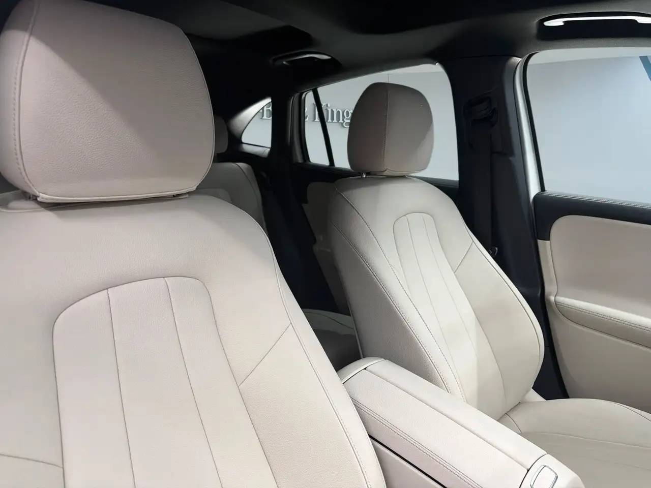 Mercedes-Benz GLA - Image 3