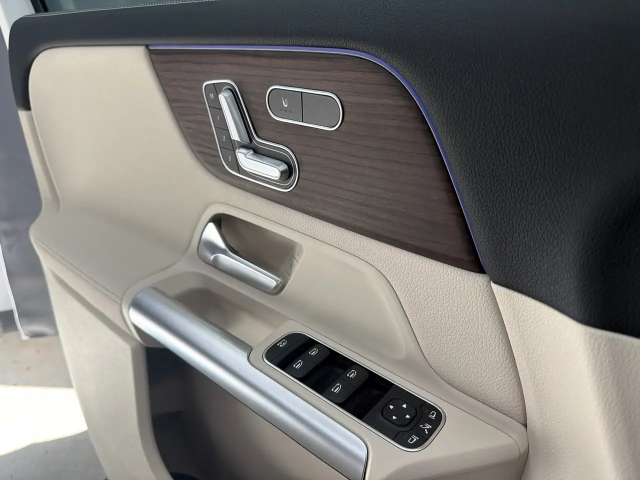 Mercedes-Benz GLA - Image 19