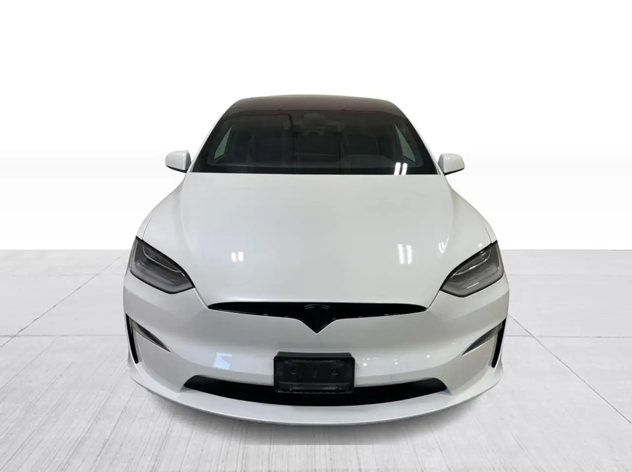 Tesla Model X - Image 9