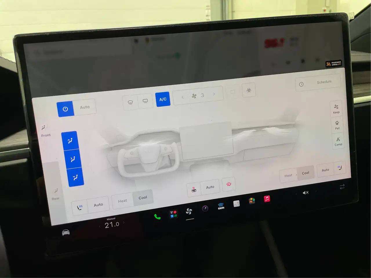 Tesla Model X - Image 21