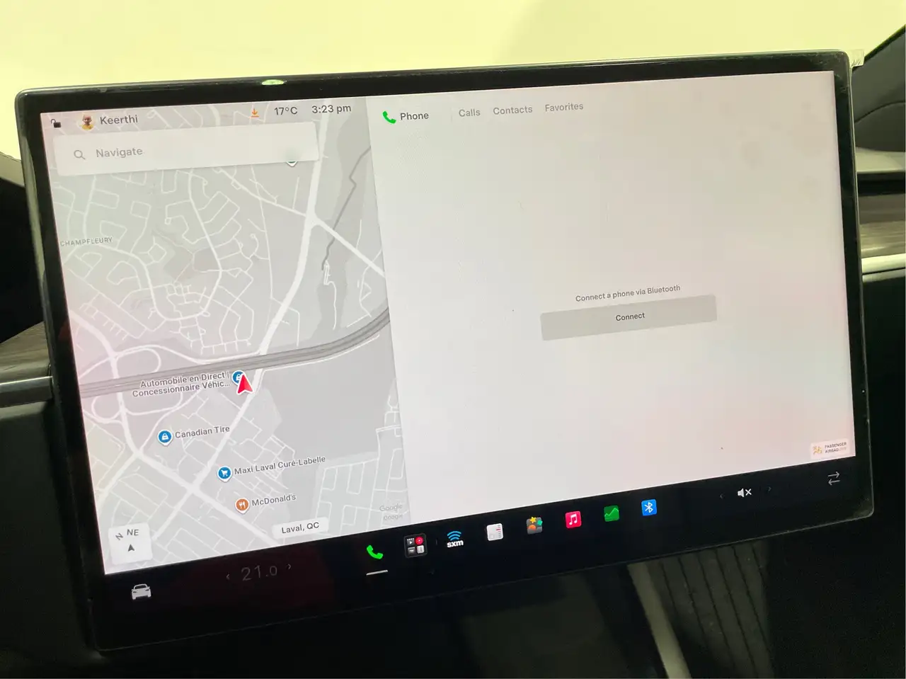 Tesla Model X - Image 25